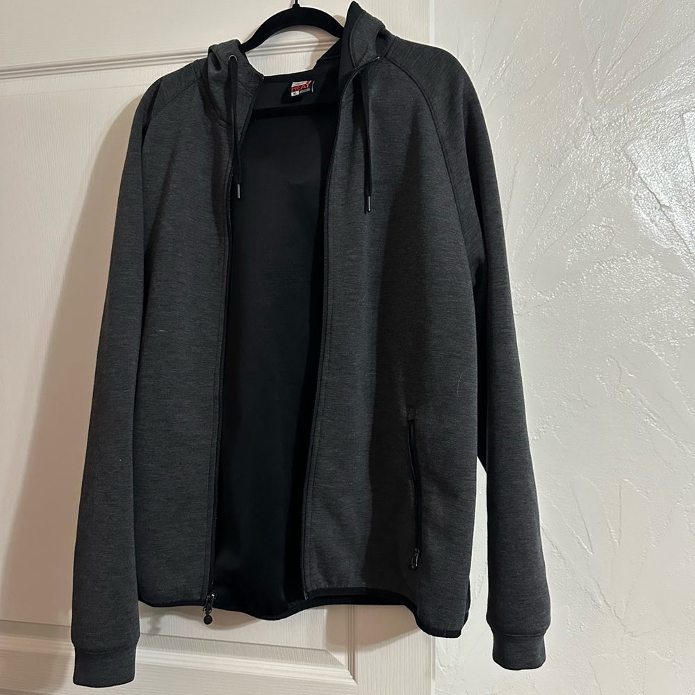 32 Degrees hooded zip up sweatshirt